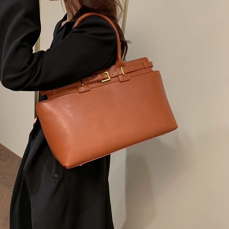 ZELVIA Large Size Luxury Designer
