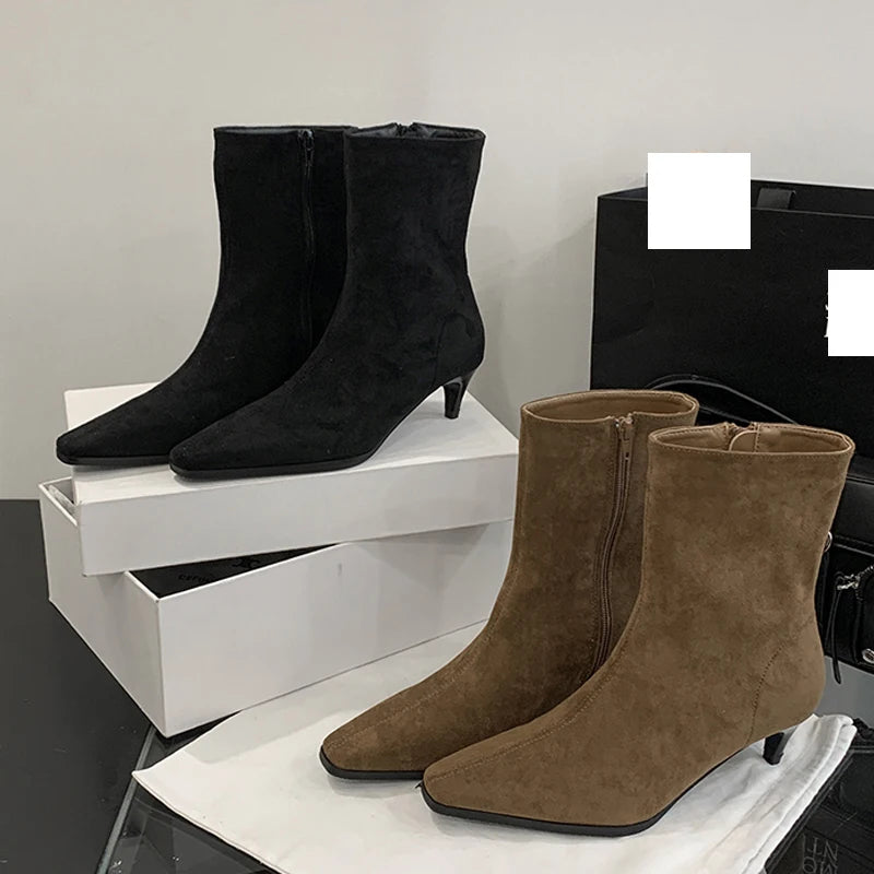 ZELVIA Ankle Boots